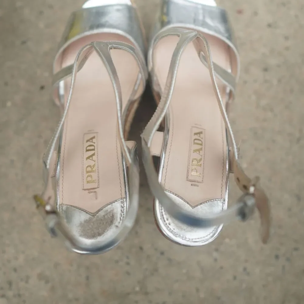 Prada Metallic Silver Leather Strappy Platform Wedge Sandals 40.5 US 10.5 Stripe